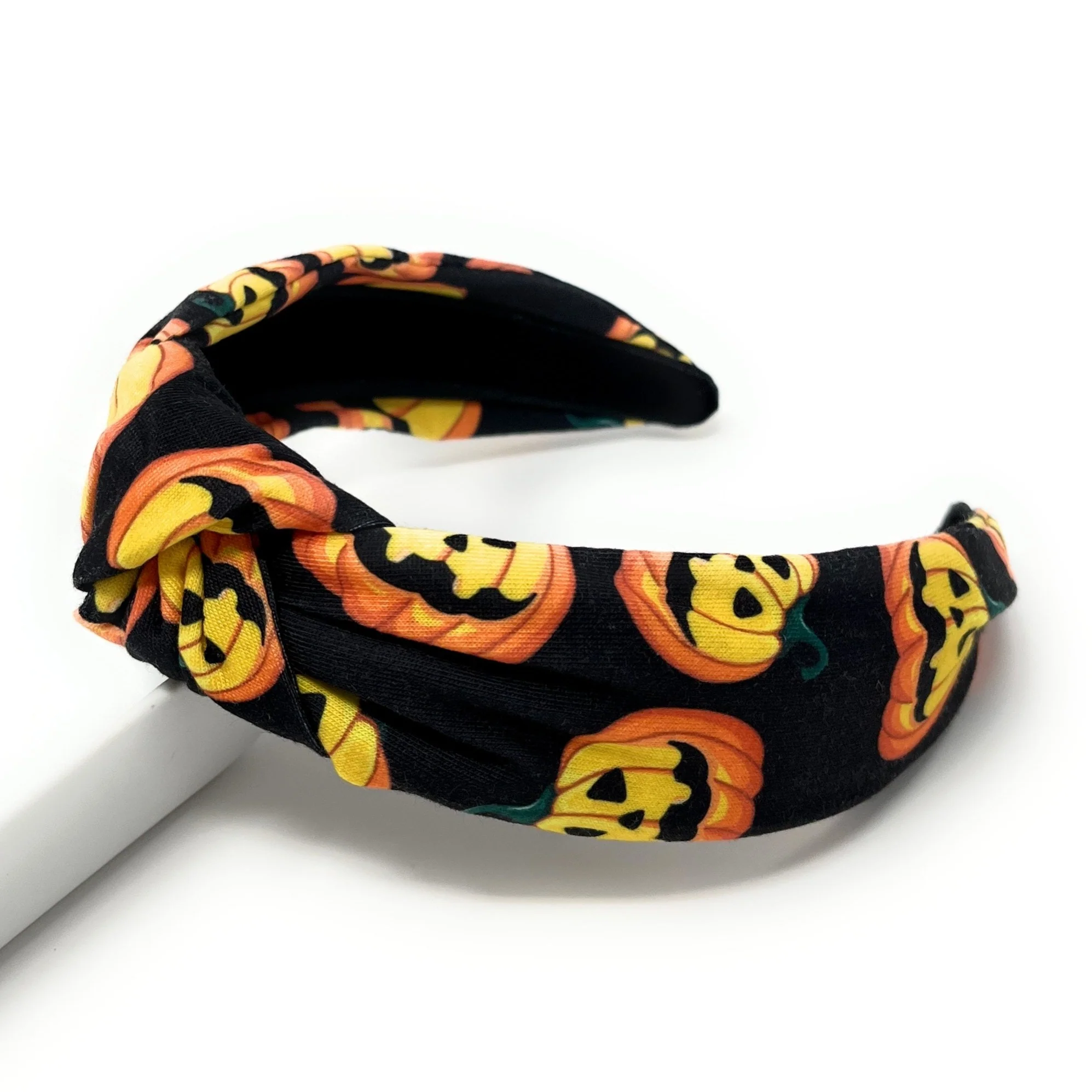 Is this headband a good accessory for Halloween?