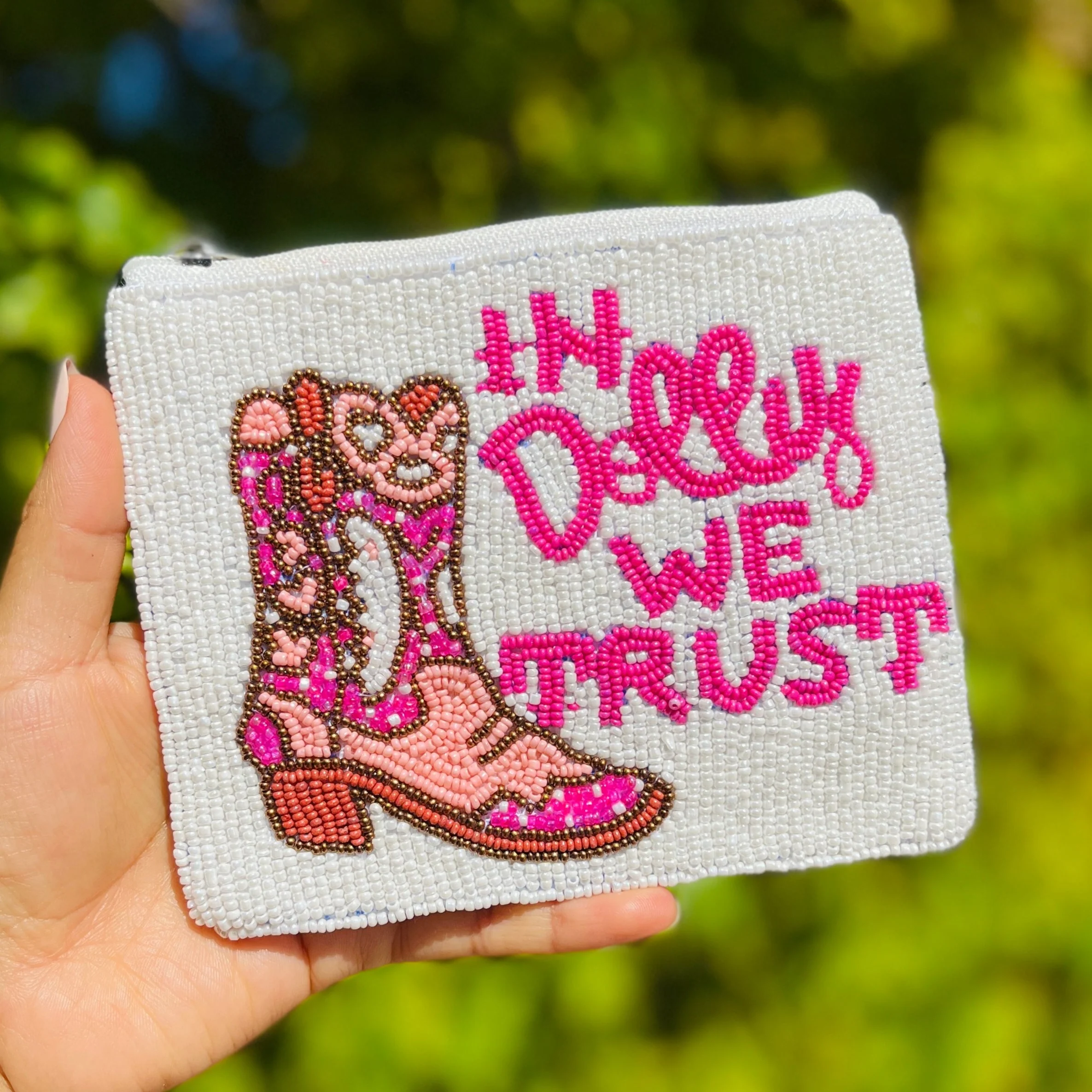 In Dolly We Trust Beaded Coin Purse Questions & Answers