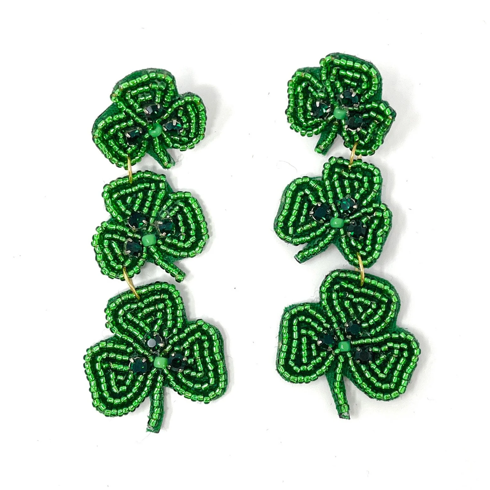 What is the design motif of the earrings?