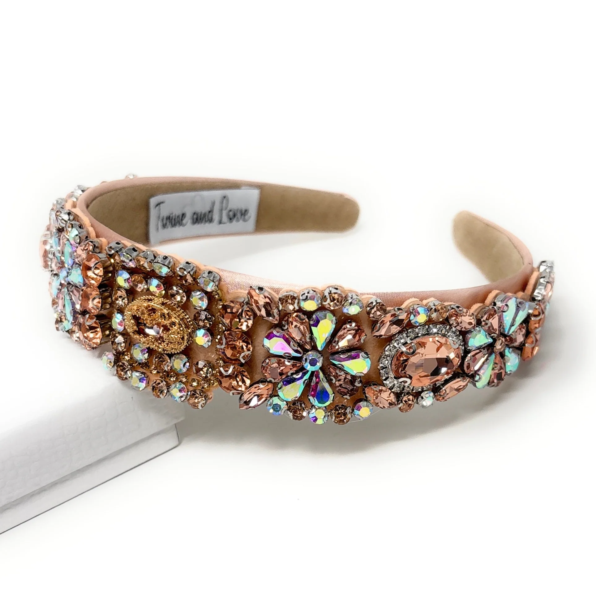 Is this headband suitable for making a statement with my outfit?